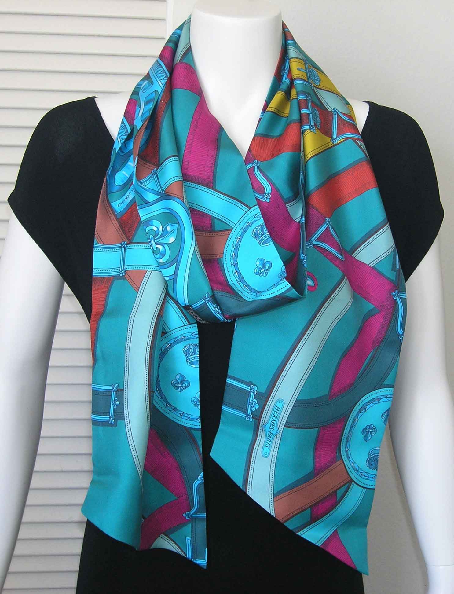 Cavalcadour Hermes Maxi Twilly Scarf