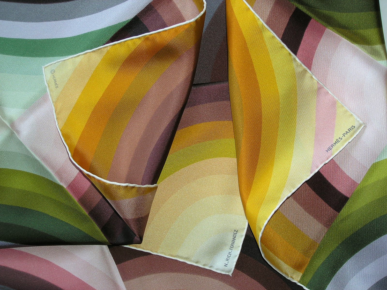 Marcelina Hermes Scarf