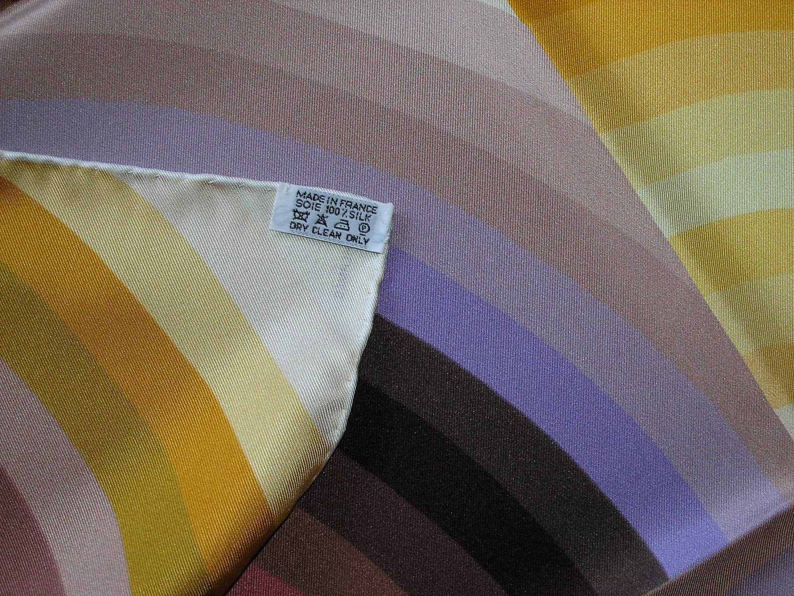 Marcelina Hermes Scarf
