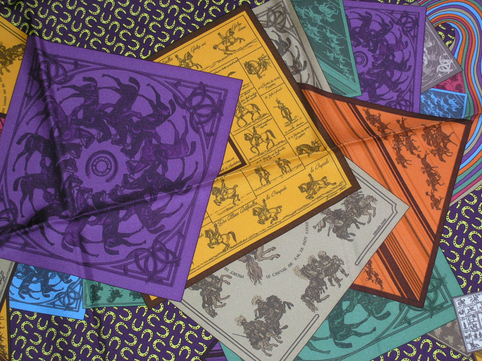A Cheval Sur Mon Carre Hermes Scarf