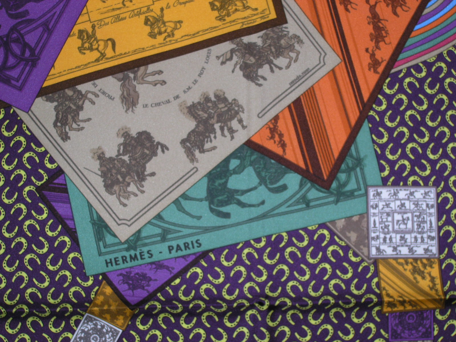 A Cheval Sur Mon Carre Hermes Scarf