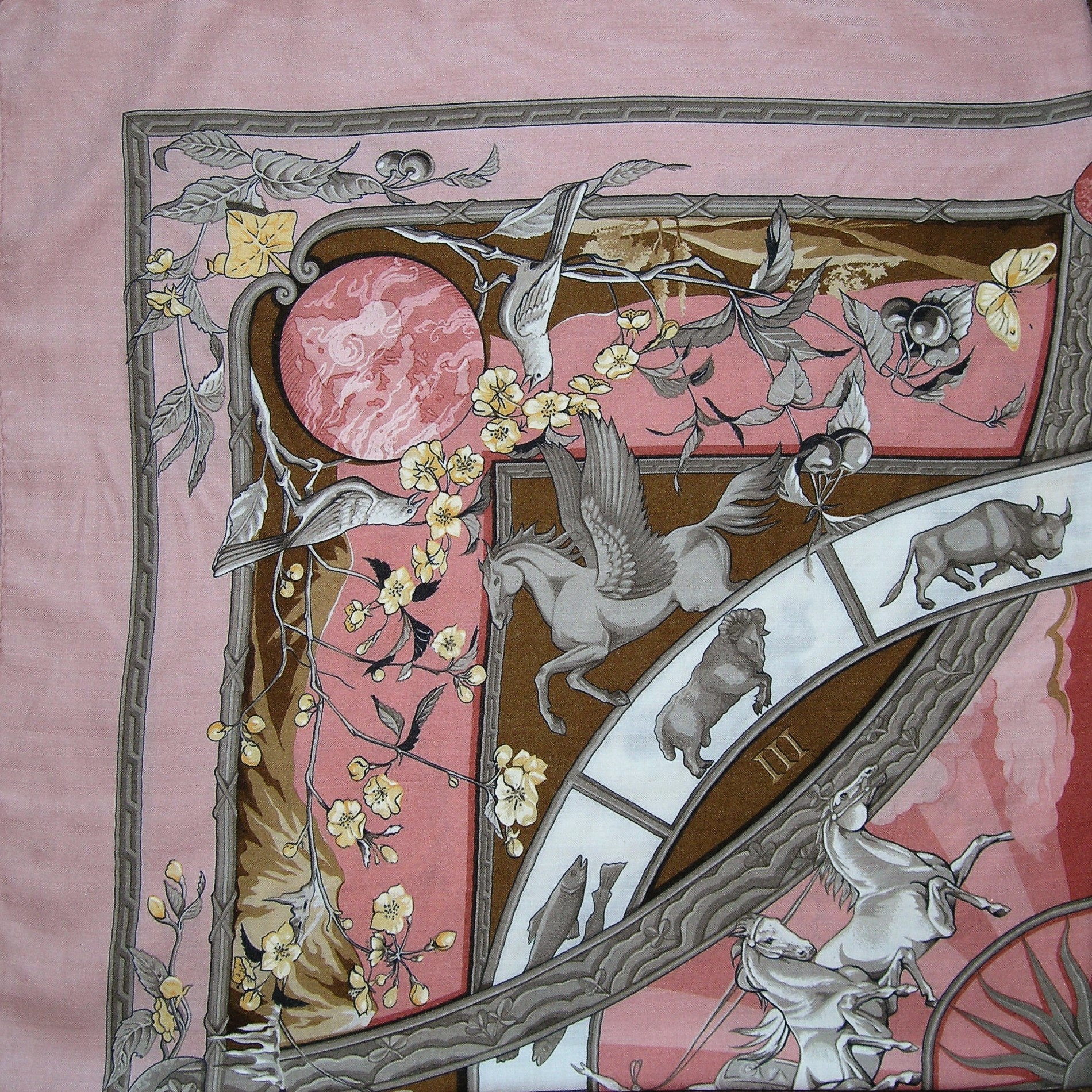 Rythmes du Monde Cashmere Shawl