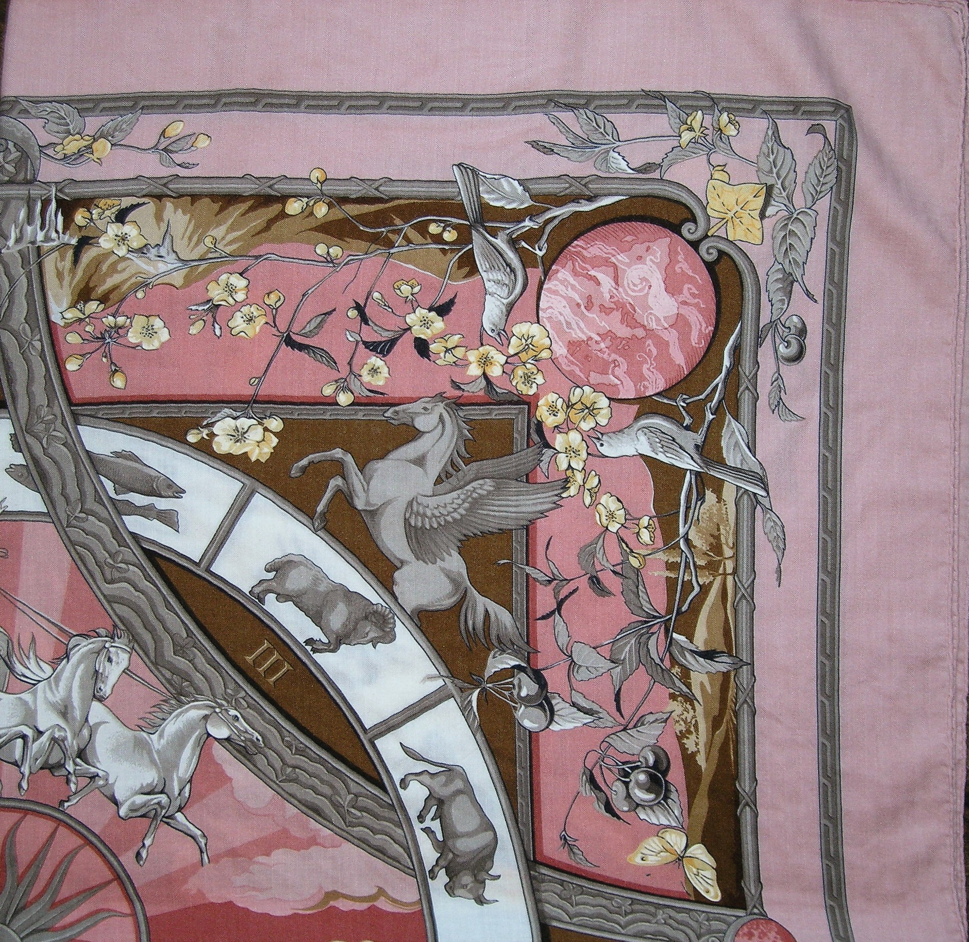 Rythmes du Monde Cashmere Shawl