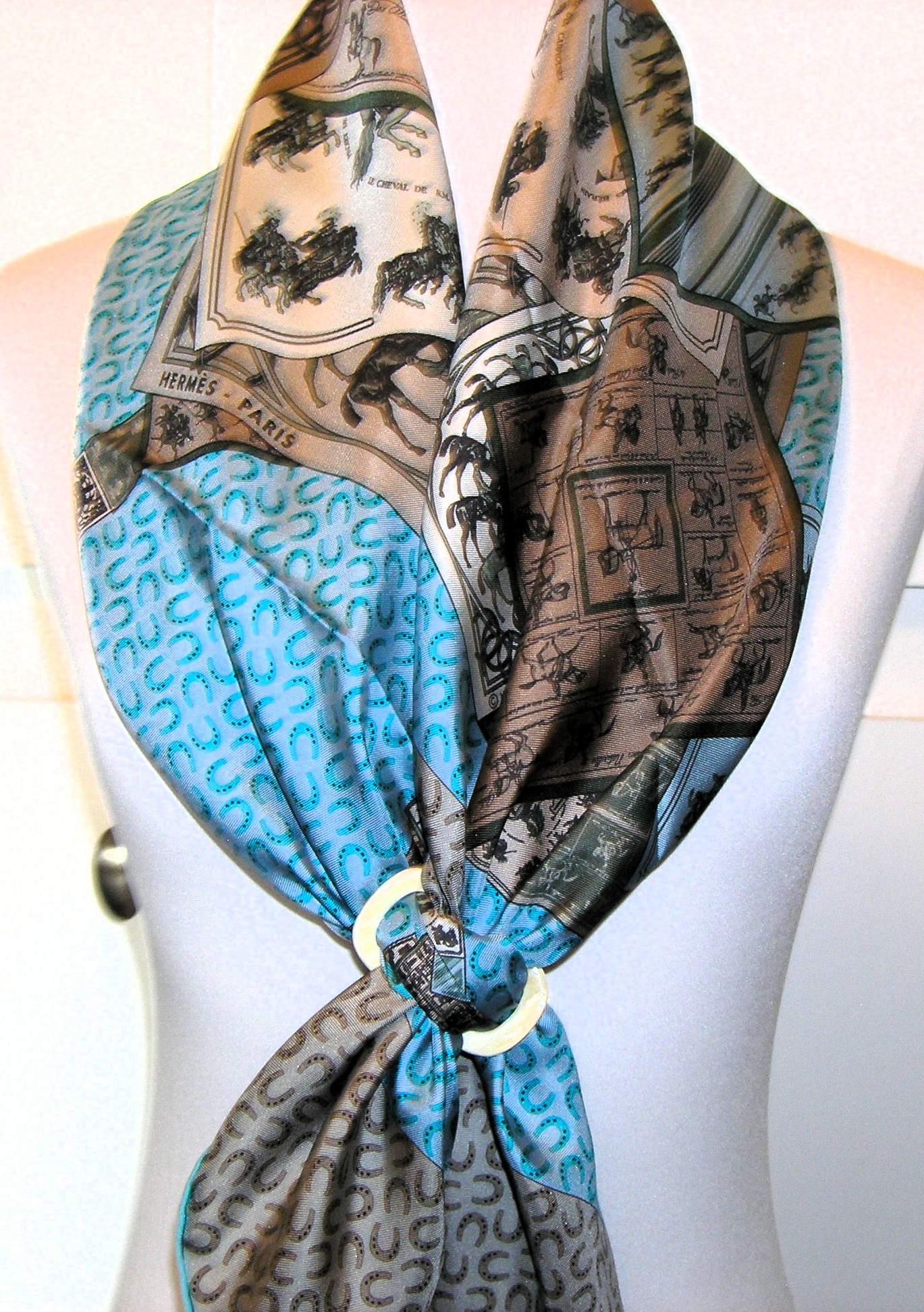 A Cheval Sur Mon Carre Hermes Scarf