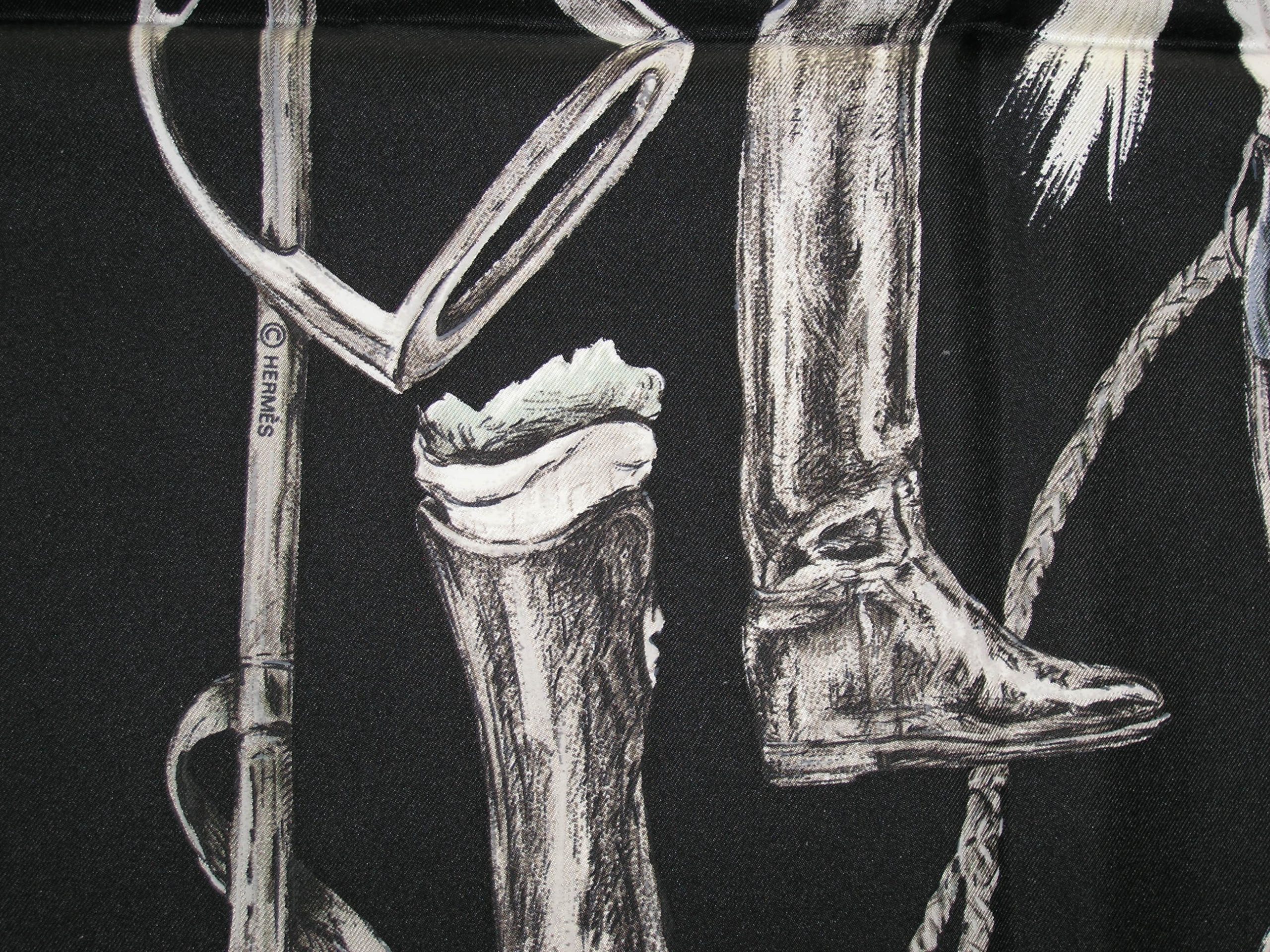 A Propos de Bottes Hermes Scarf