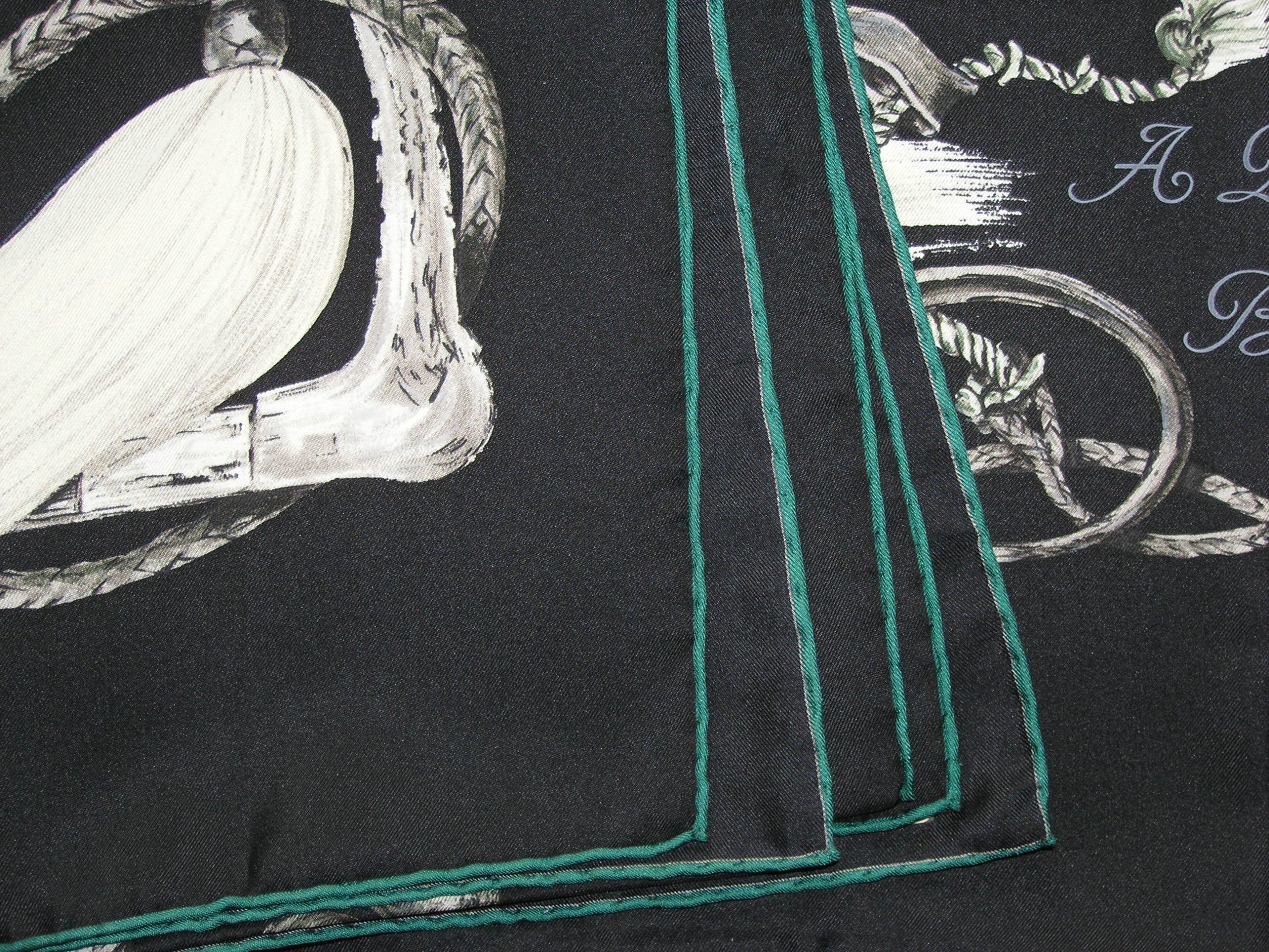 A Propos de Bottes Hermes Scarf