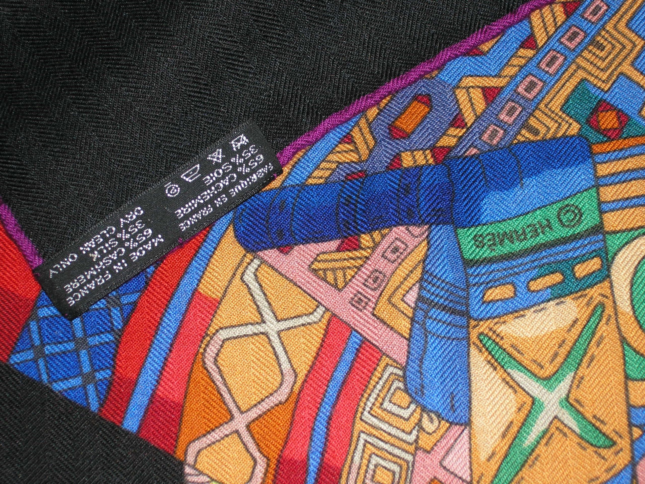 Voyage en Etoffes 140cm Cashmere Shawl