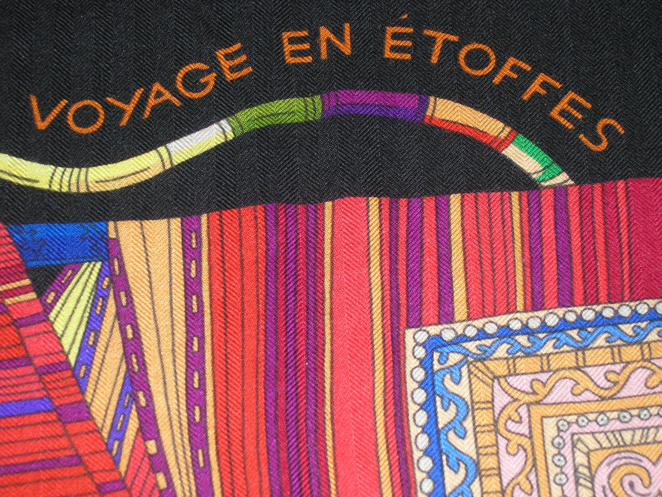 Voyage en Etoffes 140cm Cashmere Shawl