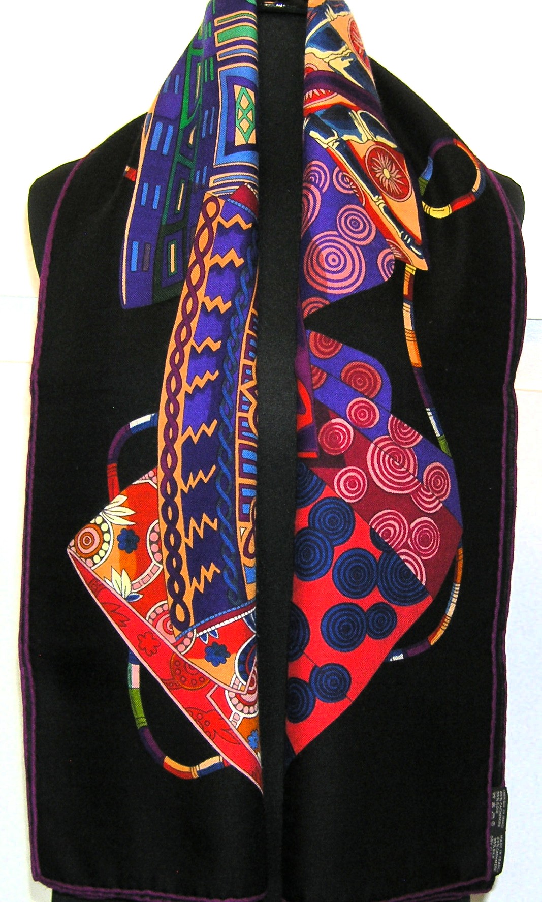 Voyage en Etoffes 140cm Cashmere Shawl