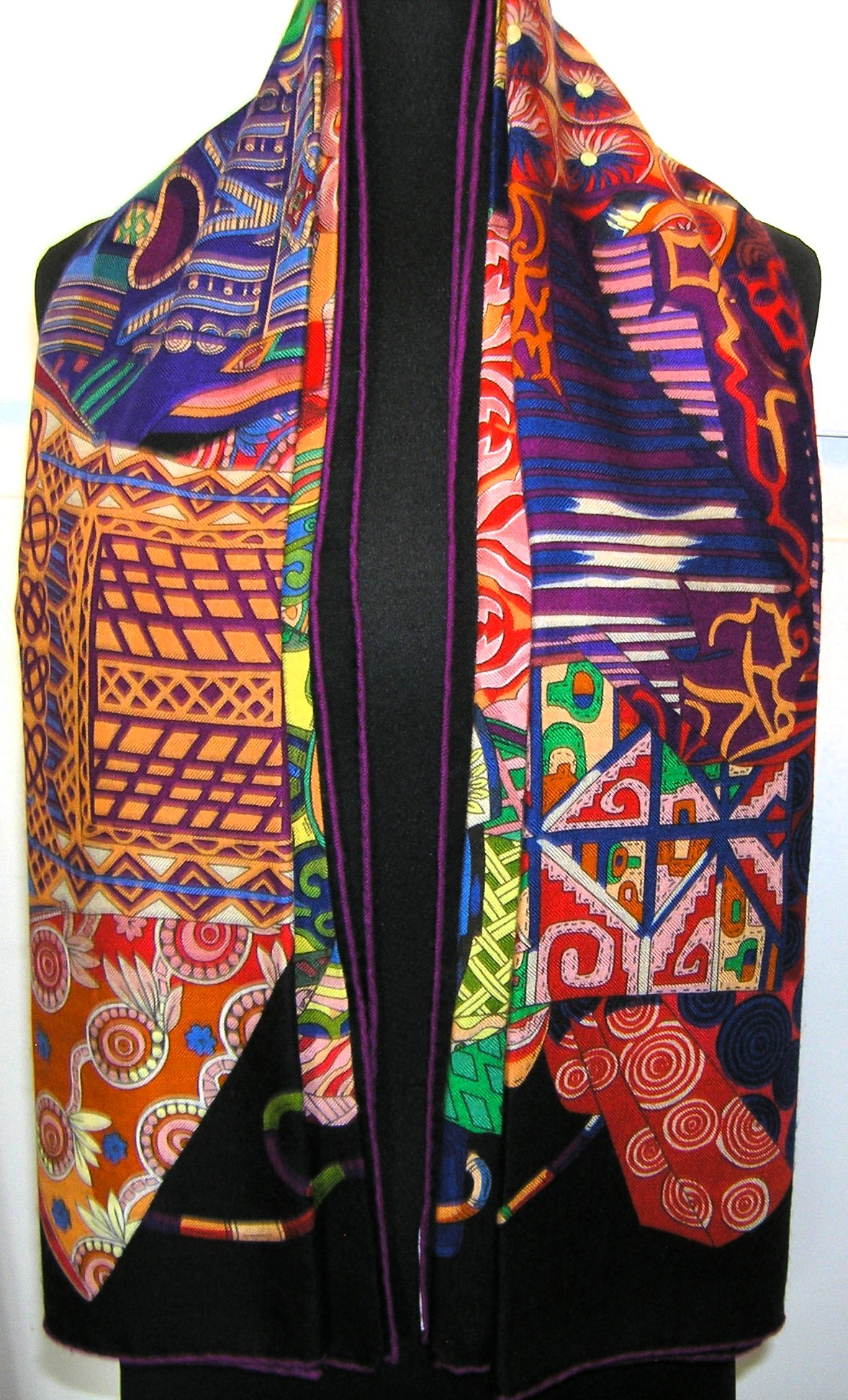 Voyage en Etoffes 140cm Cashmere Shawl